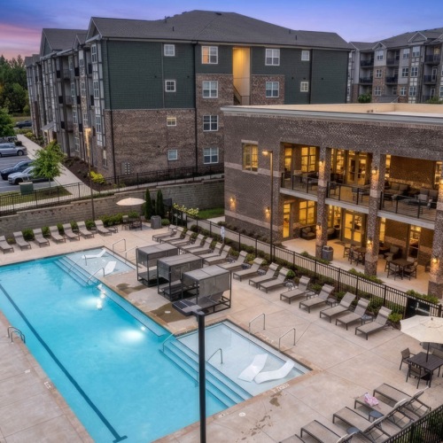 Lounge by the Pool 